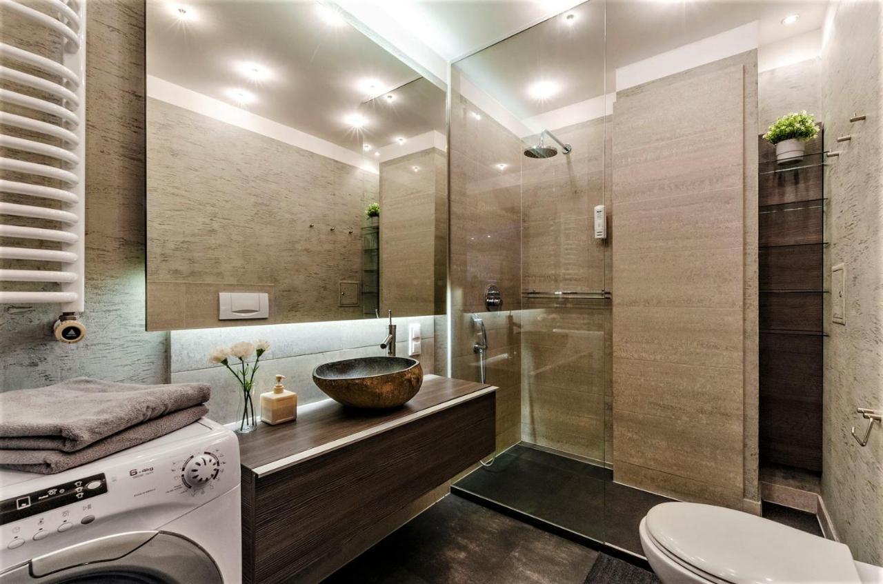 Lupoapartments Krolewska Penthouse Mandoria Parking Dostep Na Kod Łódź Kültér fotó